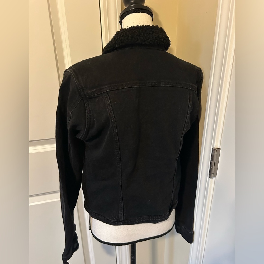 Universal Thread Black Denim Jacket With Sherpa L… - image 2